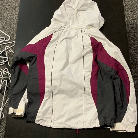 Columbia winter jacket white/purple. Size M. Ski/snow jacket. - Picture 5 of 5